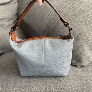 COACH| SUPER CUTE MINI SHOULDER BAG